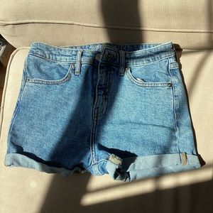 Wild Fable High-Waisted Denim Shorts - size 4